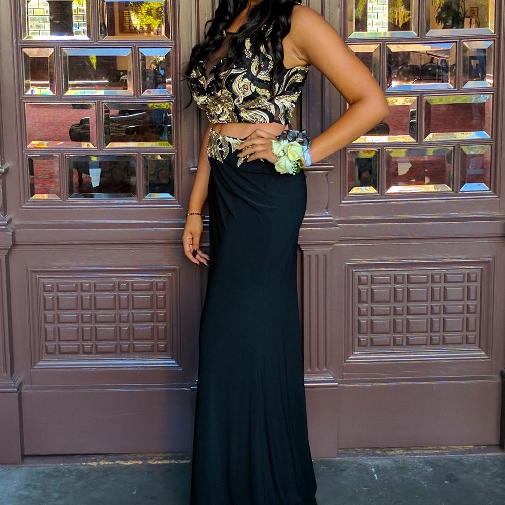 JVN by Jovani Black and Gold Prom Dress / Size 12
